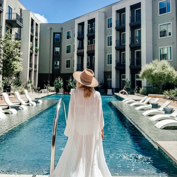 Layne Kimono - Picture 2 of 9